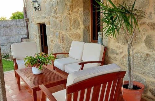 Soloveira Cottage | Beautiful Galician mansion in O Salnés, Rías Baixas