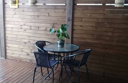 Ingleses Centro Apartment | Beautiful Garden Apartment with a Beautiful Private Backyard