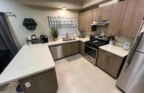 Sylmar Bed & Breakfast | Beautiful Gated two story House