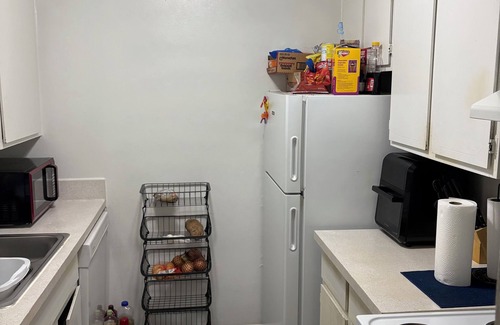 Taylor Apartment | Beautiful get away right outside Detroit, peace of mind. Lots of attractions