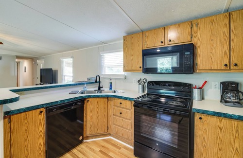 Huntsville House | Beautiful Getaway - Ride to Cumberland Trails!