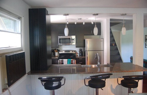 Copake House | Beautiful Getaway - Right on the Lake-Close to Skiing