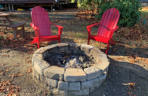 Copake House | Beautiful Getaway - Right on the Lake-Close to Skiing