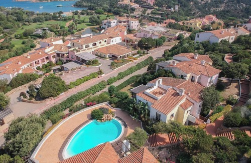 Liscia di Vacca Apartment | Beautiful Giardino Degli Oleandri-1BedApt B4 Prem