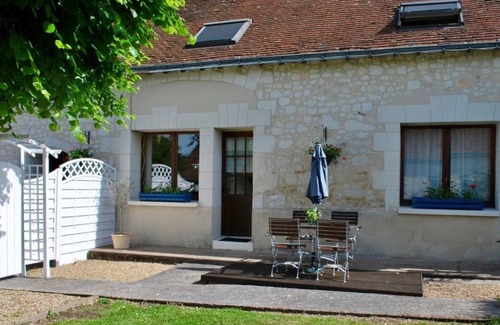 Noyant-Villages Cottage | Beautiful gite in Heart of the Loire Valley UNESCO region of Outstanding Beauty