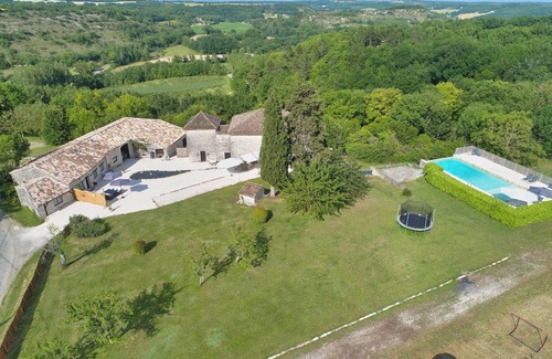 Bouloc House | Beautiful Gîte Manoir with private sauna