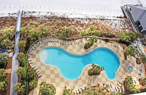 Thomas Drive Condo | Beautiful Gulf front, 5 star view, free bch ser/2, mid summer discounts.SALE