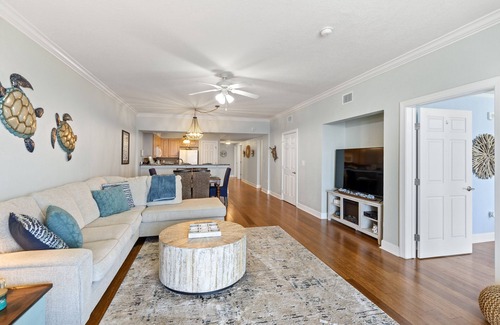 Ono Island Condo | Beautiful Harbour Pointe Condo
