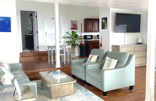 Kailua-Kona Apartment | Beautiful Hawaiian Studio with Panoramic Views