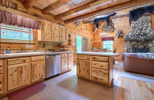 Logan Cabin | Beautiful hilltop cabin on 30 acres. Rustic charm and Hocking Hills living at its best!