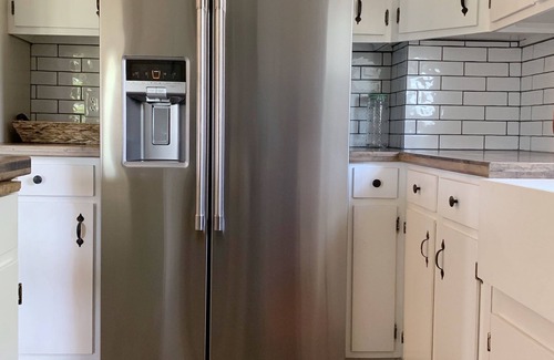 Rolla House | Beautiful Historic Farmhouse: Perfect for Fugitive Beach, Military, & MS&T!