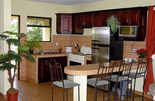 San Josecito House | BEAUTIFUL House with mountain view for rent in San Rafael de Heredia downtown