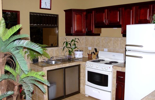 San Josecito House | BEAUTIFUL House with mountain view for rent in San Rafael de Heredia downtown