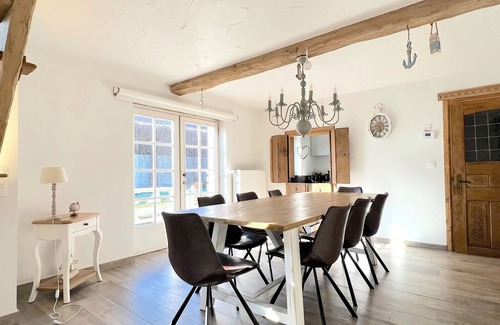 Nieuwpoort-aan-Zee House | Beautiful holiday home with a large garden