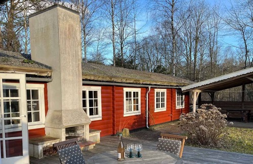 Strøby Ladeplads House | Beautiful holiday home in the forest and near the water