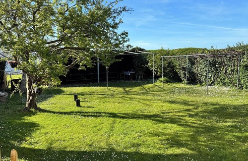 Ortigueira House | Beautiful holiday home in Céltigos with a private garden.