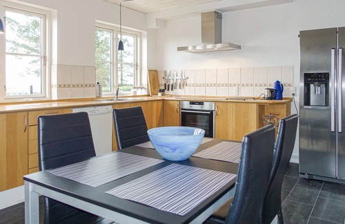 Allinge House | Beautiful home in Allinge with WiFi