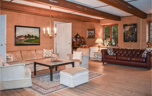 Kvarlov House | Beautiful Home In Annelöv