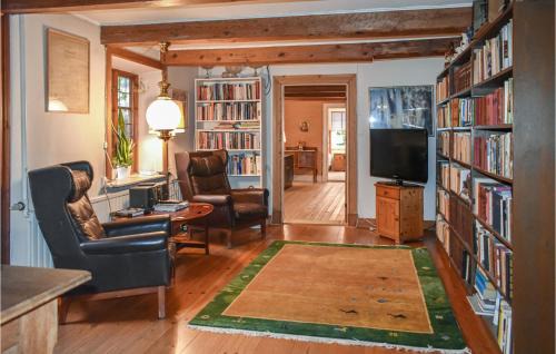 Kvarlov House | Beautiful Home In Annelöv