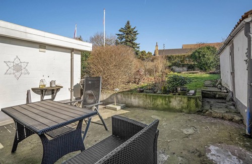 Assens House | Beautiful home in Assens with WiFi