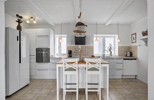 Assens House | Beautiful home in Assens with house sea view