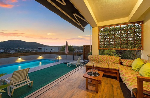 Bilice House | Beautiful home in Bilice with WiFi