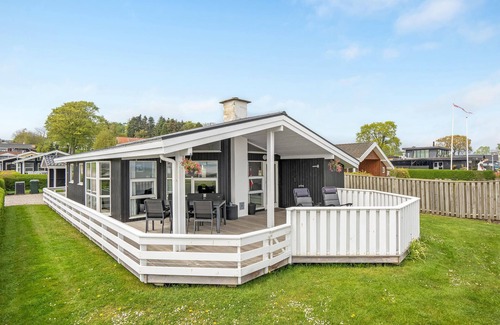Bjert House | Beautiful home in Bjert with sauna