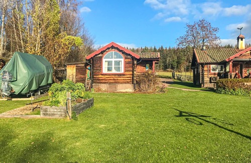 Falun House | Beautiful home in Botolfsbo with sauna