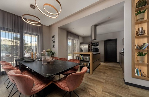 Brisevo House | Beautiful home in Brisevo with sauna