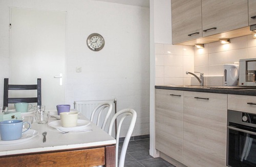 Bruinisse House | Beautiful home in Bruinisse with WiFi