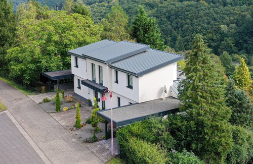 Diefenbach House | Beautiful home in Diefenbach with WiFi