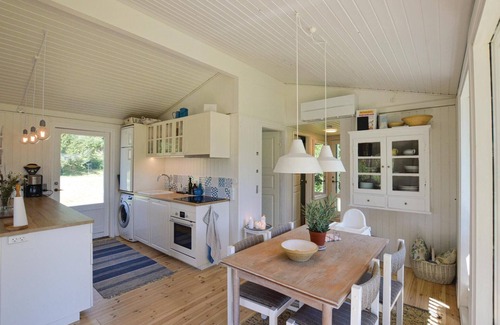 Ordrup House | Beautiful home in Fårevejle with WiFi