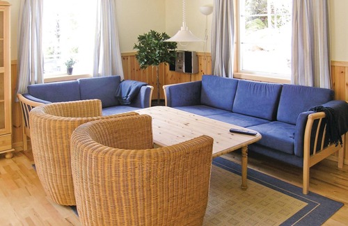 Fjallbacka House | Beautiful home in Fjällbacka with sauna