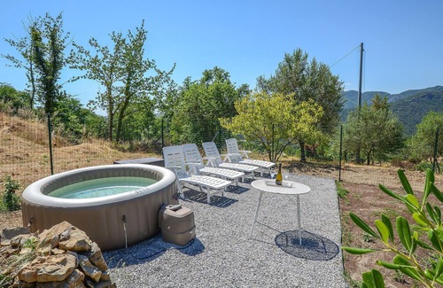 Framura House | Beautiful home in Framura with WiFi