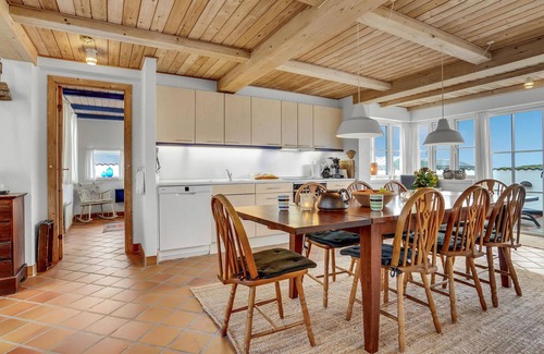 Frostrup House | Beautiful home in Frøstrup with sauna
