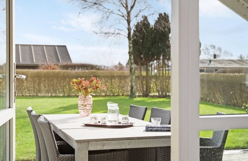 Flovt Strand House | Beautiful home in Haderslev with WiFi