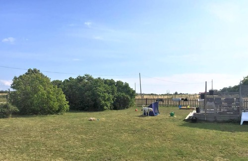 Hablingbo House | Beautiful home in Havdhem with 5 Bedrooms, Swimming pool and WiFi