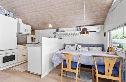 Skovgaarde House | Beautiful home in Herning with WiFi