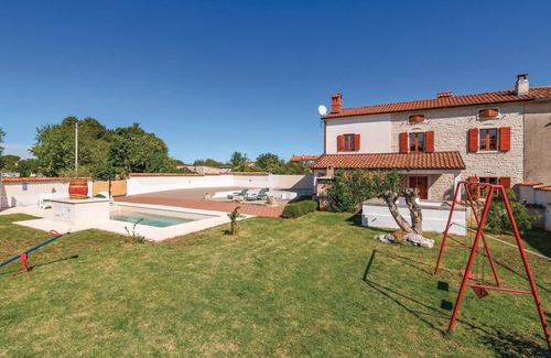 Hrboki House | Beautiful home in Hrboki with WiFi