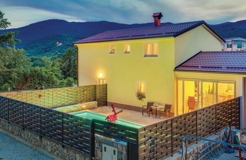 Kuceli House | Beautiful home in Jurdani with WiFi