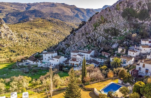 Montejaque House | Beautiful home in Montejaque with WiFi