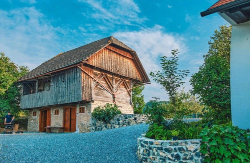 Crnomelj House | Beautiful home in Mokronog with sauna