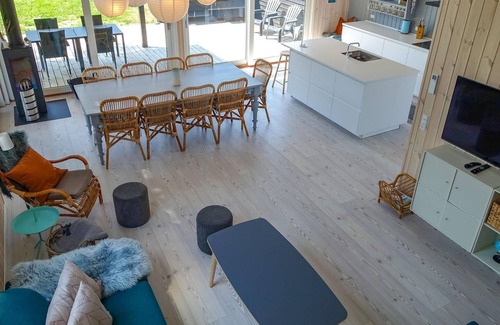 Balka Strand House | Beautiful home in Nexø with WiFi