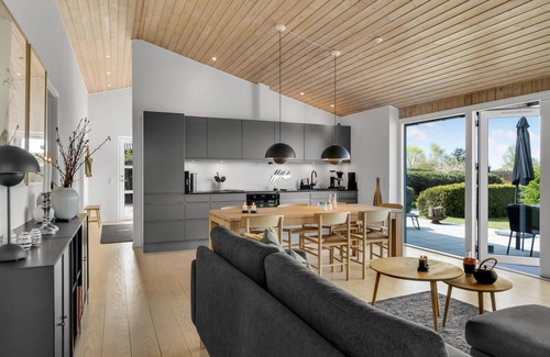 Olsted House | Beautiful home in ølsted with sauna