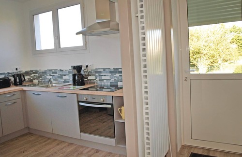 Plouha House | Beautiful home in Plouha with kitchen