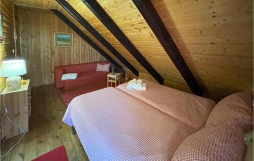 Samobor House | Beautiful Home In Samobor With Kitchen