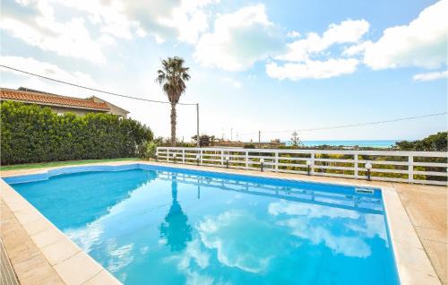Cava dʼAliga House | Beautiful Home In Scicli With Kitchen