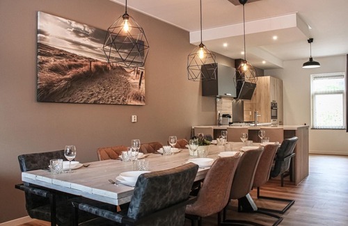 Stavenisse House | Beautiful home in Stavenisse with sauna