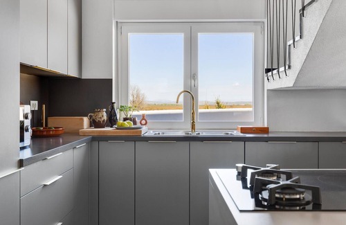 Stankovci House | Beautiful home in Stankovci with WiFi