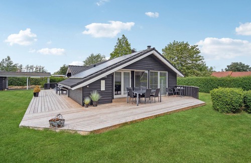 Skovmose House | Beautiful home in Sydals with WiFi